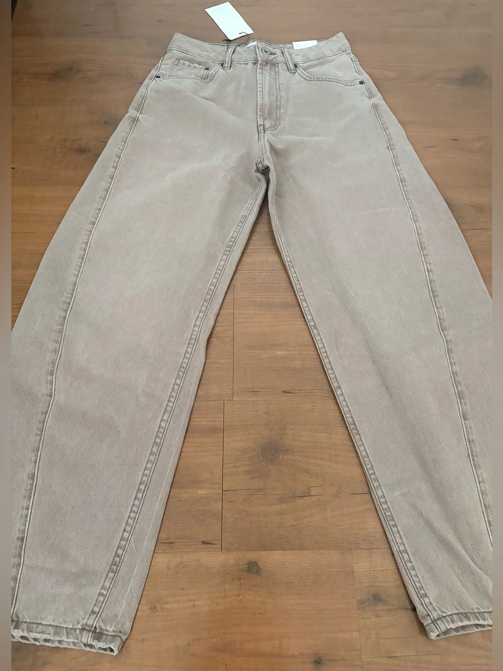TRF MID-RISE BAGGY BALLOON JEANS NWT Color: FADED PINK * Sizes: 2,4,6,8,10,12